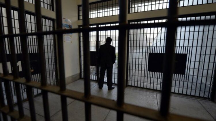 “Më braktisën…”  Çfarë i kishtë thënë i dënuari që u vetëvar, shokëve të qelisë në burgun e Peqinit
