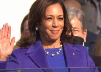 ZYRTARISHT/ Kamela Harris betohet si Zëvendës Presidente e SHBA-së