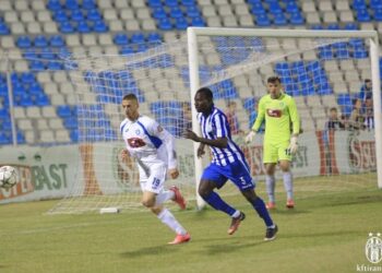 FIFA ‘trondit’ Tiranën, bllokon markaton për kampionët bardheblu