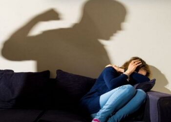 32-vjeçari thyen arrestin e shtëpisë, shkon të dhunojë ish-bashkëshorten