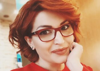 “Po tani mam?” Fiori Dardha humb nënën, prek me fjalët e saj: Hapi krahët ëngjëlli ynë dhe bëje më të kaltër qiellin me sytë e tu të shkruar!