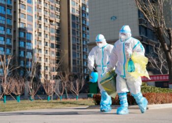 Ekspertët e OBSH-së në Kinë