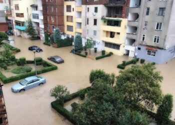 Qyteti i Lezhës nën ujë