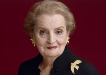 Ish-sekretarja e shtetit Albright dhe presidenti i NDI: 6 janari, një ditë zemërimi, tronditjeje dhe trishtimi! Demokracia është një udhëtim pa mbarim, jo një destinacion