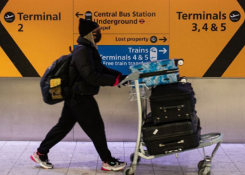 Udhëtimet në Angli dhe Skoci, javën tjetër masa të reja për pasagjerët ndërkombëtarë