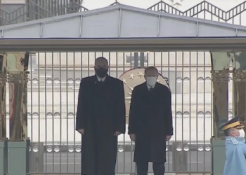 Me kuaj, tapet ngjyrë blu dhe himnin shqiptar, pritja që i bëri sot Erdogan Ramës në Ankara