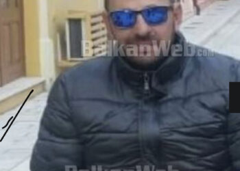 Ekzekutimi i 40-vjeçarit në Vlorë/ Zbardhen detaje të reja, atentatorët kanë djegur makinën e dyshuar të përdorur në ngjarje (FOTO)