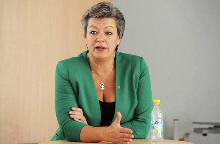 Komisionerja Johansson: Partitë politike të marrin përgjegjësi për integritetin e kandidatëve në zgjedhje