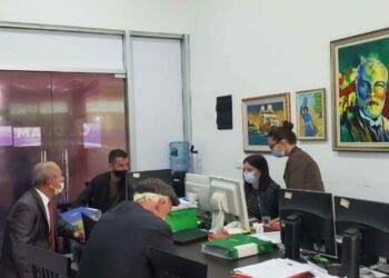 Zyra e juristëve në Vlorë e deputetit Sinaj