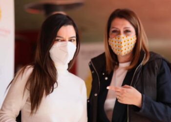 Sot nis vaksinimi i bluzave të bardha në Korçë