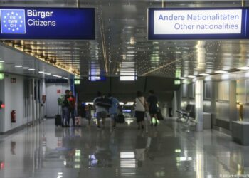 Gjermania ‘izolohet’, mbyll kufijtë me disa vende fqinje për shkak të koronavirusit