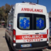 Përplasen tre mjete në Tiranë, një prej pasagjerëve dërgohet në spital
