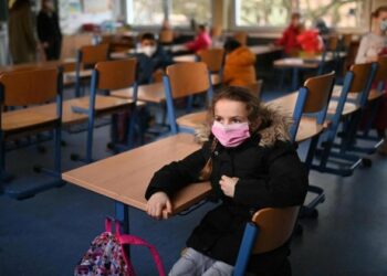 Gjermania drejt ‘shërimit’, rihap shkollat pas tre javëve