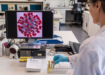 Bloomberg: Koronavirusi do të zhduket pas 7 vitesh