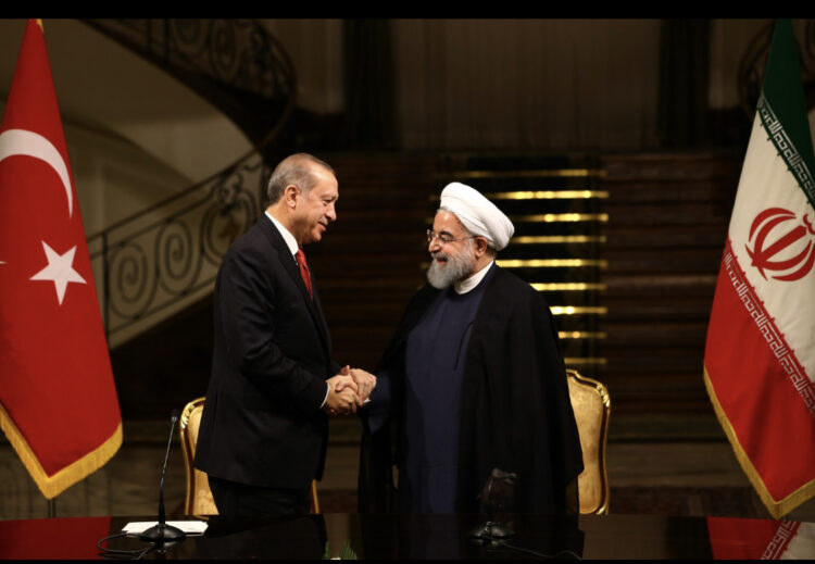 Erdogan zhvillon bisedë telefonike me homologun e tij iranian Rouhani