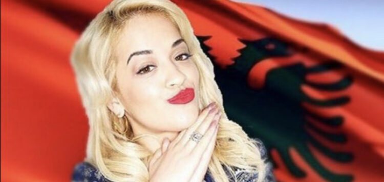 Ç’po kurdis Rita Ora e veshur me kostumin tradicional shqiptar? Ka një falenderim special për dikë