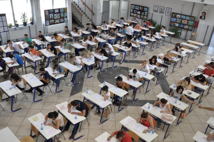 Ministria e Arsimit publikon datat, ja kur do të zhvillohen provimet e Maturës Shtetërore