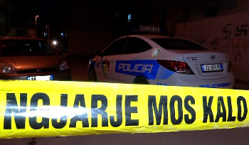 Fier/ E reja me probleme mendore plagos me thikë babanë dhe vëllain