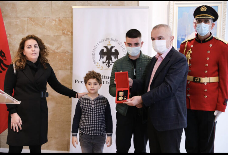 Meta i jep titullin e lartë pas vdekjes Armand Hysit: Intelektual i rrallë që mbështet kauzat sociale
