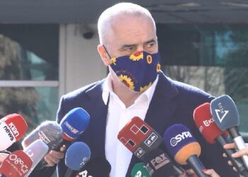 Rama: Kërkesa e opozitës për të shtyrë afatin e ID deri më 30 prill bën sens, do shqyrtojmë. Ilir Meta ka humbur marrëdhënien me trutë e kokës
