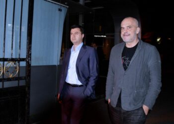 Rama ironizon me shifra sondazhin e publikuar nga Lulzim Basha