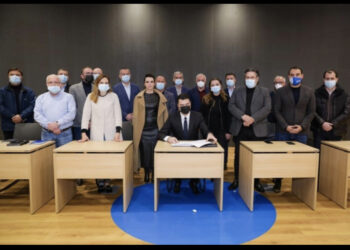 Basha mbledh sërish drejtuesit politikë në qarqe, diskutohet për denoncimet e shitblerjes së votës