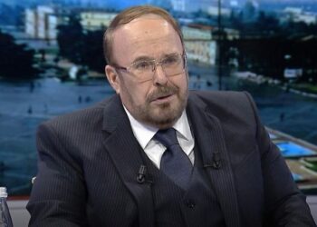 Flet Fatos Nano/ Momenti i vështirë si kryeministër kur më lanë vetëm