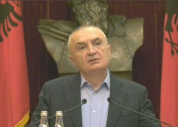 Meta ironizon Ramën: Ka marrë llumin e LSI-së dhe i shpall si ajkën e Partisë Socialiste