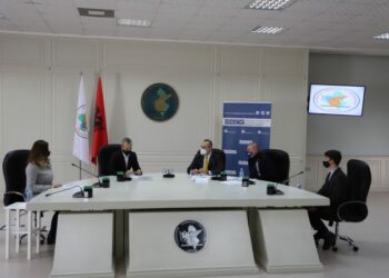 Mblidhet KQZ: Regjistrohen 16 subjekte politike dhe një kandidat i pavarur, vendimet që do merren për zgjedhjet e 25 prillit