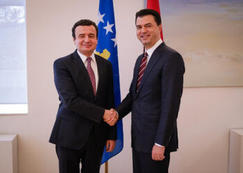 Basha uron Kurtin: I lumtur të bashkëpunoj me qeverinë e re të Kosovës