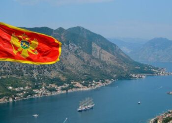 I pari në Rajon për numrin e të infektuarve/ Mali i Zi konfirmon variantin anglez të koronavirusit