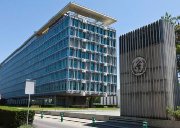 OBSH: Mbi 1 milion raste të reja në një javë në Evropë, frikë për variantet e reja