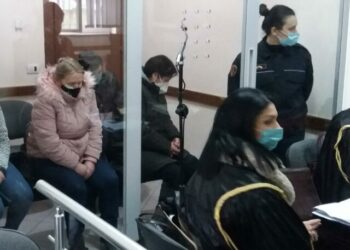 Bashkëpunuan me Tiren për t’i zhvatur familjarët e pacientëve me Covid, nis seanca për infermieret dhe sanitaren