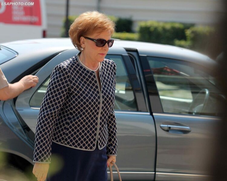 Ish-ministrja Valentina Leskaj humbet bashkëshortin nga Covid