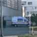 Humbi ndjenjat para procesit të vaksinimit, mjeku vlonjat niset me urgjencë në Tiranë