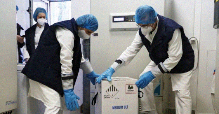 Serbia ‘e shkathët’ me furnizimin e vaksinave, mbërrijnë në aeroport gjysëm milion doza të tjera