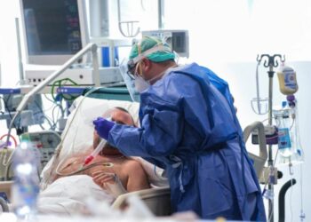 Shpërthimi i varianteve të reja shton zonat e kuqe/ Italia ashpërson masat kundër koronavirusit