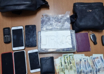 (EMRAT) Shpërndanin lëndë narkotike në Tiranë, arrestohen 2 persona