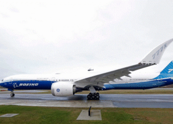 Probleme në motorr gjatë ngritjes në pistë, 24 avionë Boeing 777 nxirren nga përdorimi (FOTO)