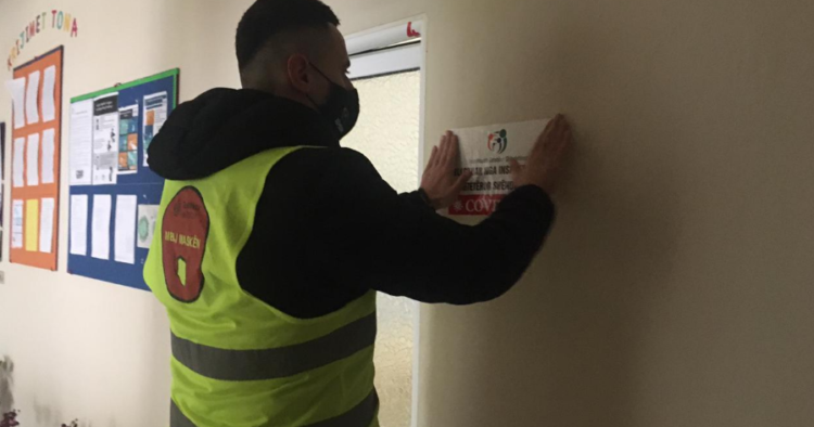 Mbyllet shkolla në Vlorë, 5 mësues rezultojnë pozitivë me COVID-19