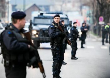 Aksioni policor në Kosovë/ 400 mijë euro të sekuestruara dhe 12 persona në pranga