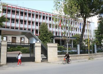 Njoftimi i rëndësishëm për shqiptarët rezidentë në Francë, Suedi dhe Gjermani