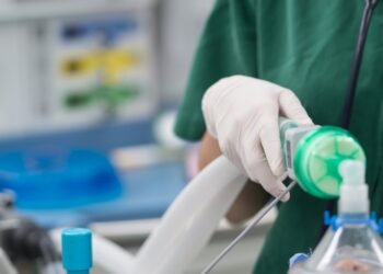 QSUT hap garën për blerjen e 10 mijë litrave oksigjen, duhet për të sëmurët e shtruar në spitalin Covid-4