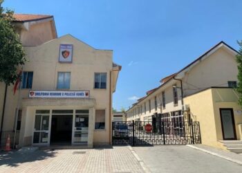 Kukës/ Qëlloi me armë zjarri në mes të ditës vetëm për një vend parkimi