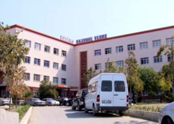 Drejtoresha e Spitalit Rajonal të Vlorës: Kemi kapacitet 120 shtretër për pacientët me COVID