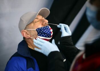 Varianti britanik i virusit ‘mbërthen’ SHBA-të, ngrihet alarmi: Shifrat po dyfishohen