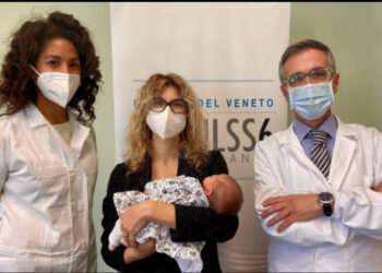 Dy mjeke në Itali u vaksinuan gjatë shtatzanisë, foshnjet e tyre lindin me antitrupa