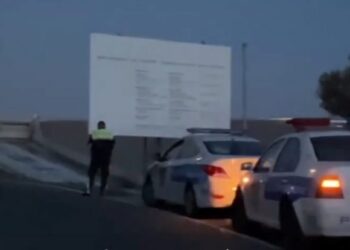 Shoferi humb kontrollin, makina përfundon në humnerën prej 55 metrash