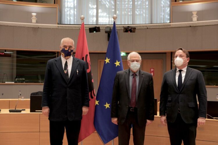 Integrimi në BE, Rama takon përfaqësuesit në Bruksel (FOTO)