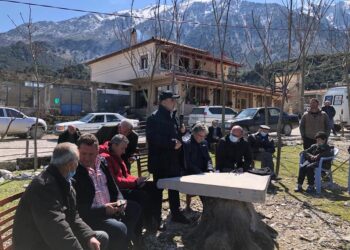 “Punët e mira flasin vetë!” Deputeti Vullnet Sinaj takime me banorët e Vranishtit: Nis së shpejti projekti i ndërtimit të ujësjellësit të fshatit